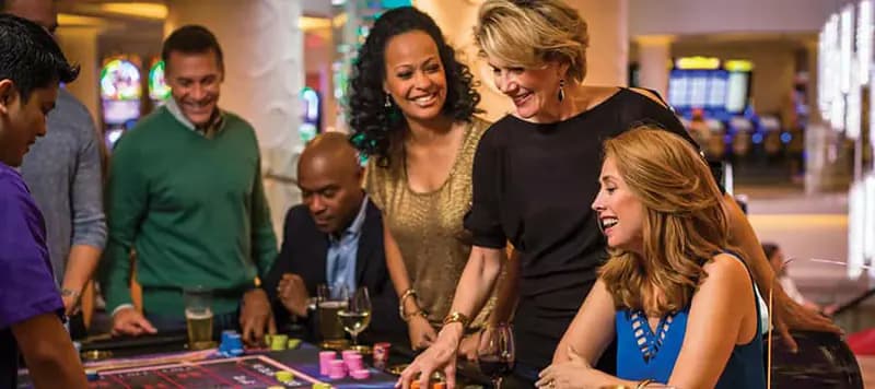 Norwegian Sky – Unterhaltung und Shows