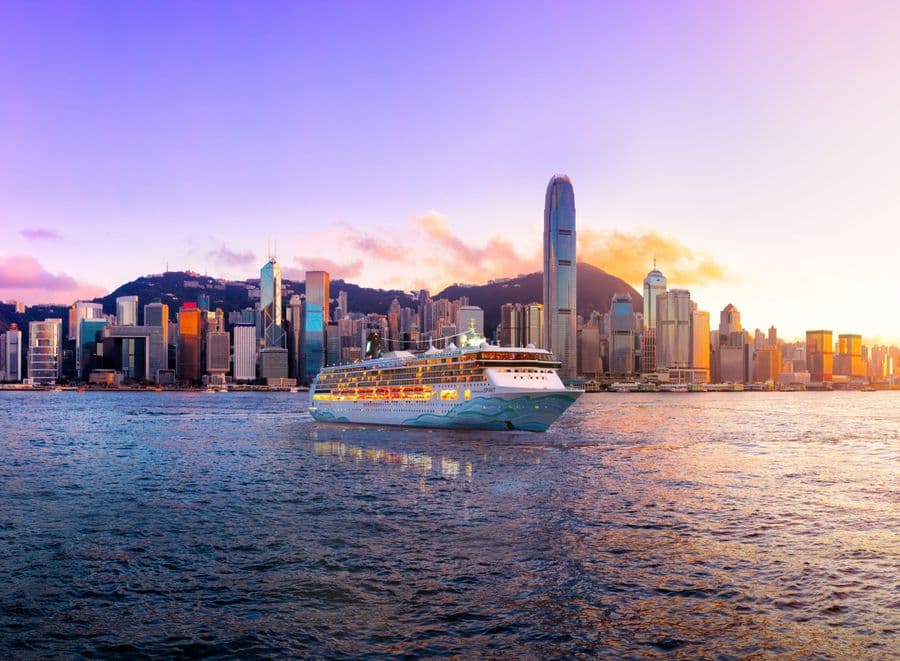 Norwegian Spirit vor Hongkong