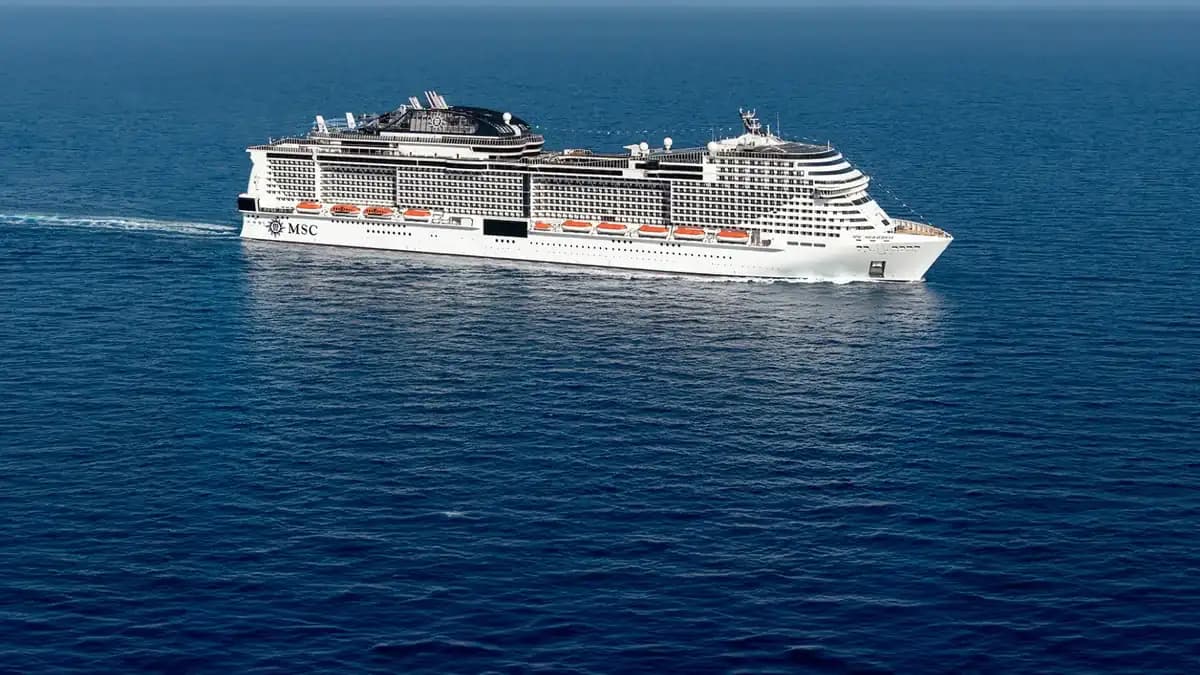 MSC Meraviglia von MSC Cruises auf See