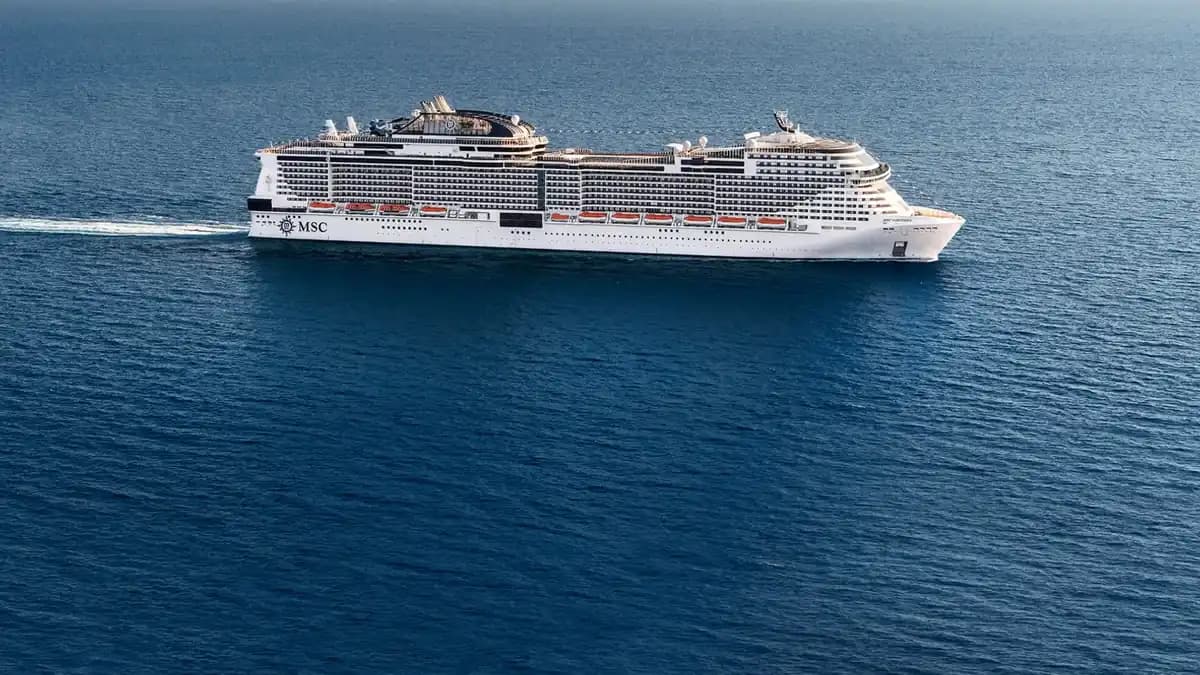 MSC Virtuosa von MSC Cruises auf See