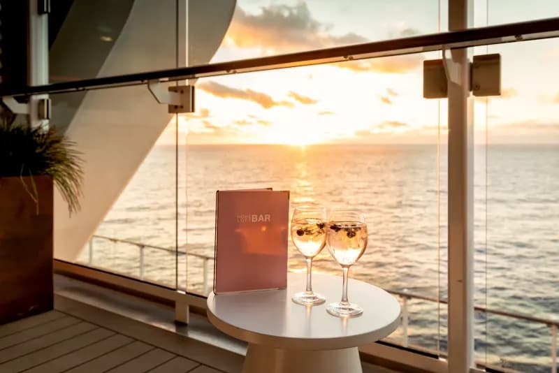Mein Schiff 4 – Bars und Lounges